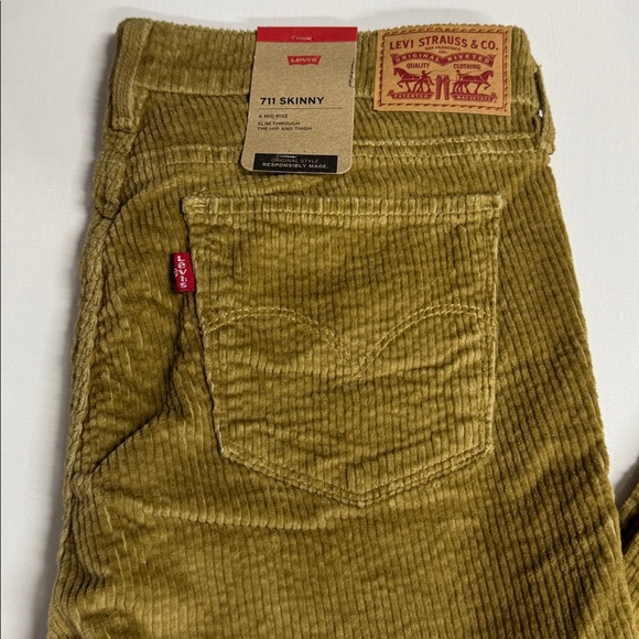 Levis Corduroy Pants Womens 30 30 Skinny 711 Tan - Picture 2 of 5